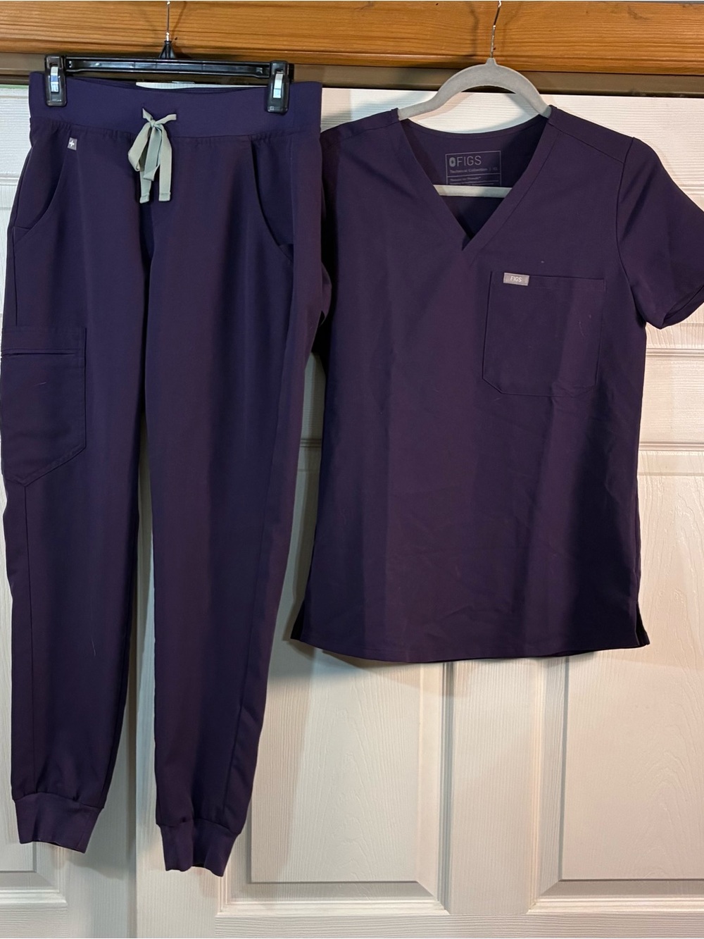 Figs purple shadow scrub set size XS.